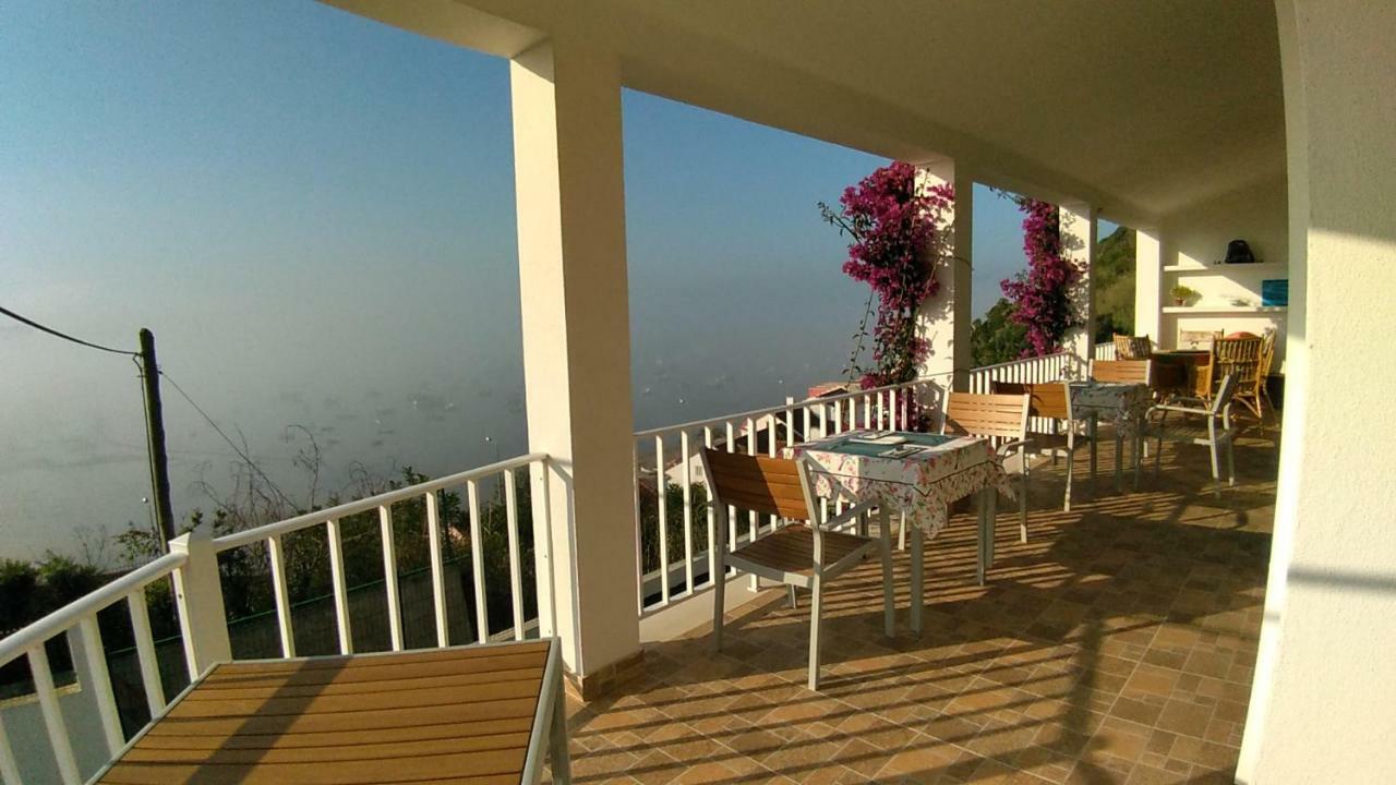 Vistalmar Sao Martinho Bed & Breakfast เซามาร์ทินโญโดปอร์โต ภายนอก รูปภาพ
